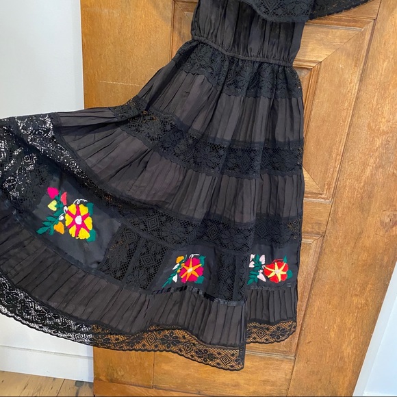 Mexican Off shoulder embroidered midi dress folk fiesta - Picture 2 of 9